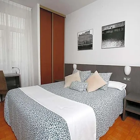 Ripa Hotel *